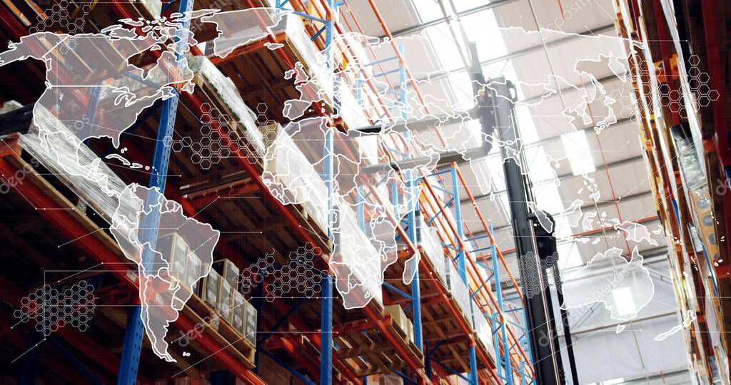 Nave industrial iluminada con luminarias LED de alto montaje